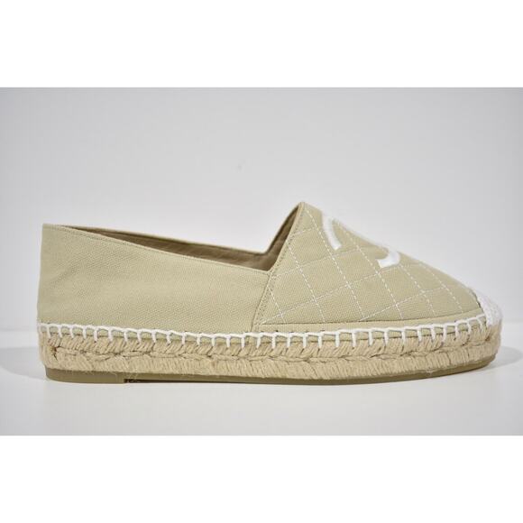 Chanel 20P Beige Canvas White Quilted CC Logo Classic Ballet Espadrille Flat 37 - Picture 1 of 12